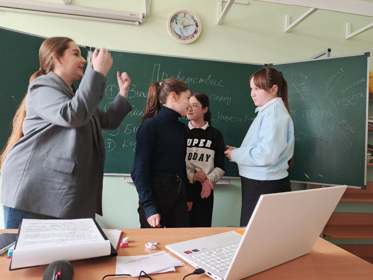 КВН.